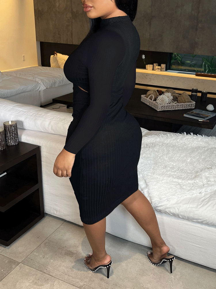 Ribbed knit mock neck midi dress with twist front bodice and cut-out details - View 6 | Lwiis