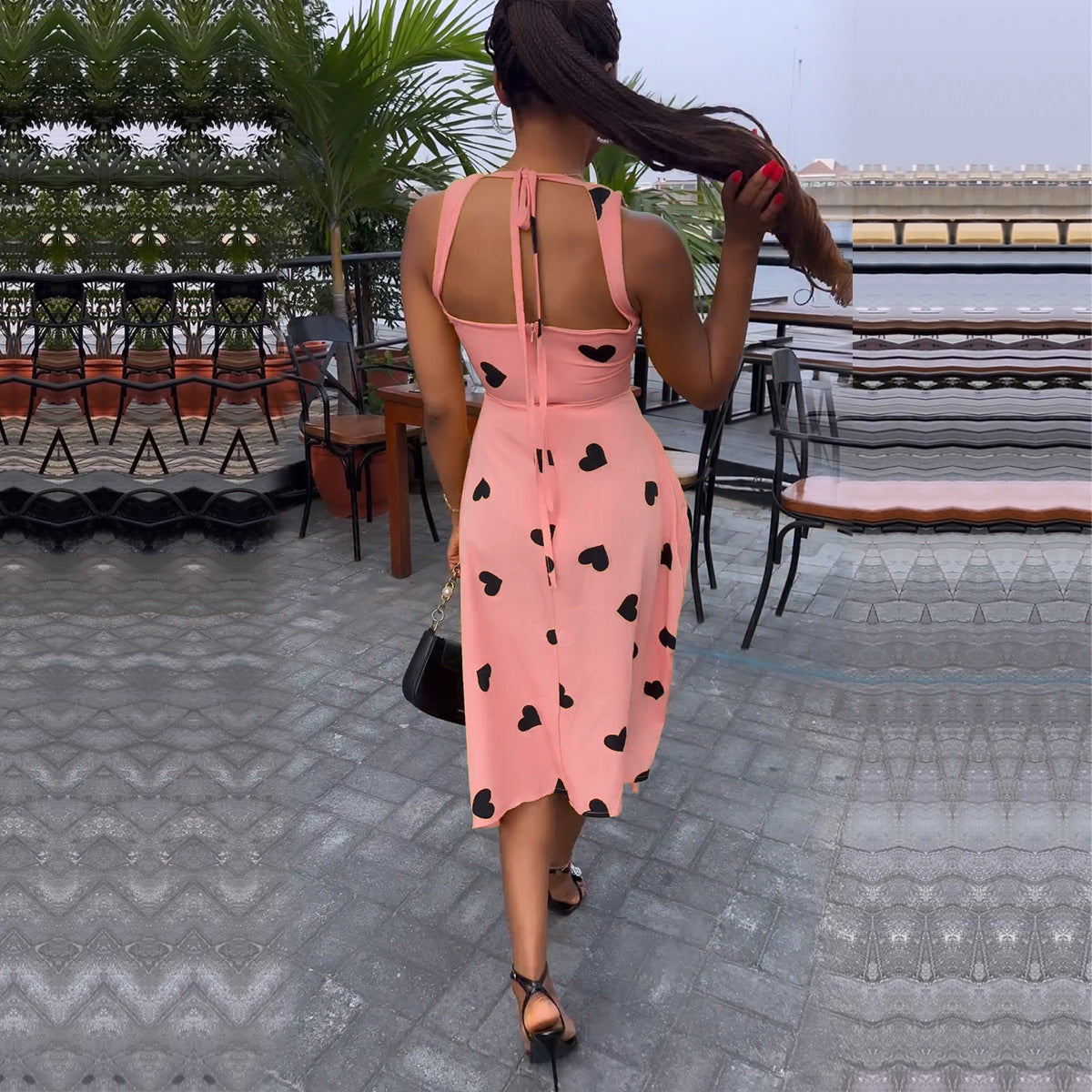Heart printed ruched midi dress - View 6 | Lwiis