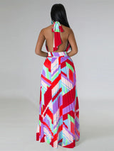 Halter neck pleated maxi dress with keyhole cutout - View 11 | Lwiis