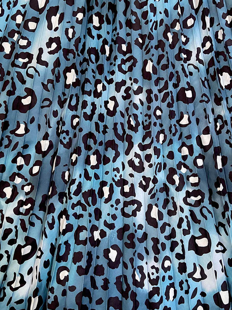 Leopard print midi dress with bow neck and long sleeves - View 8 | Lwiis