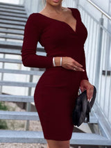 Ribbed knit V-neck midi dress - View 9 | Lwiis