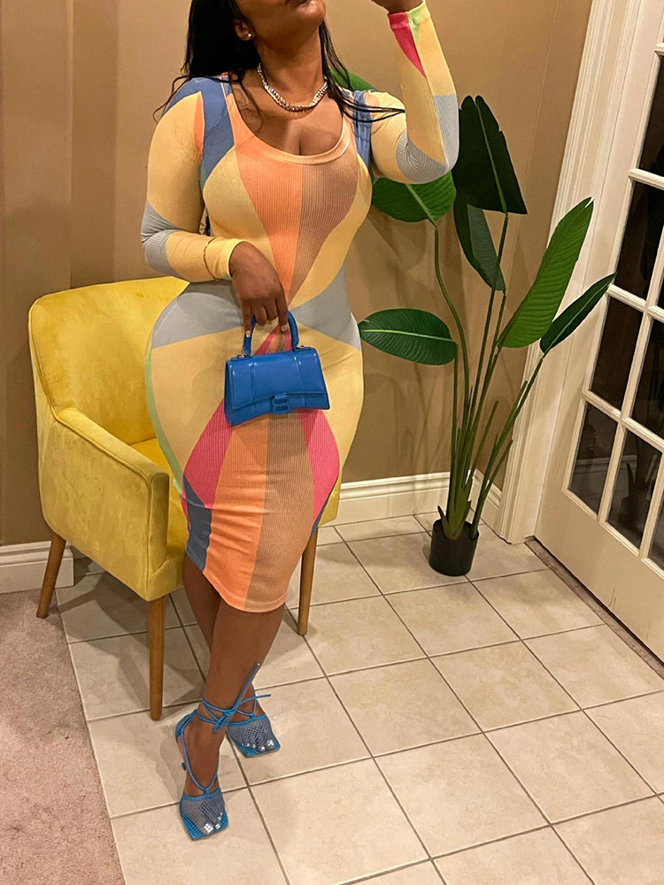 Ribbed Geometric Midi Dress - View 7 | Lwiis