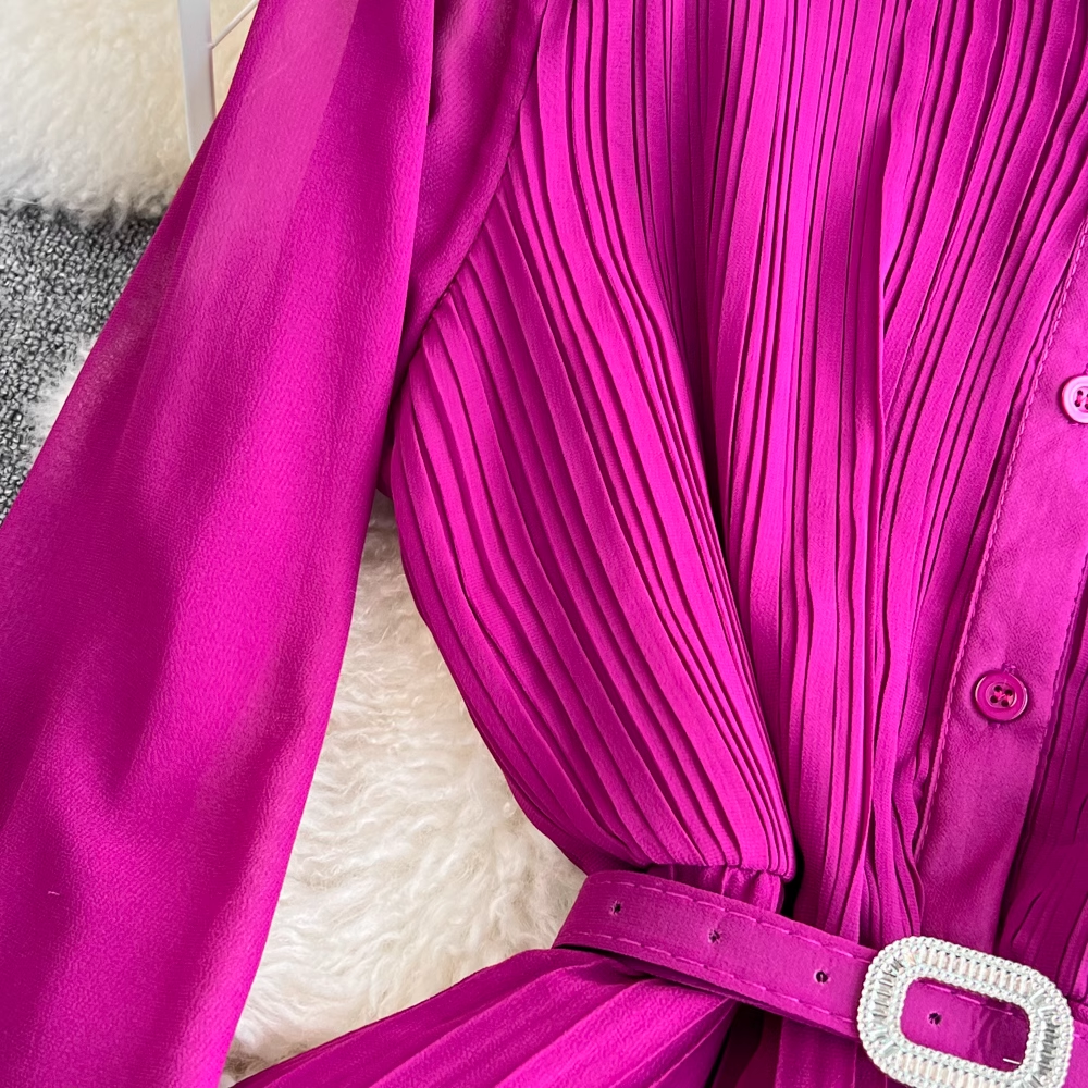 Pleated A-line maxi dress with belted waist and collared neckline - View 6 | Lwiis