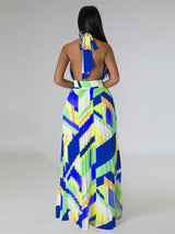 Halter neck pleated maxi dress with keyhole cutout - View 15 | Lwiis