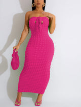 Strapless fitted midi dress with textured fabric and ruched detail - View 6 | Lwiis