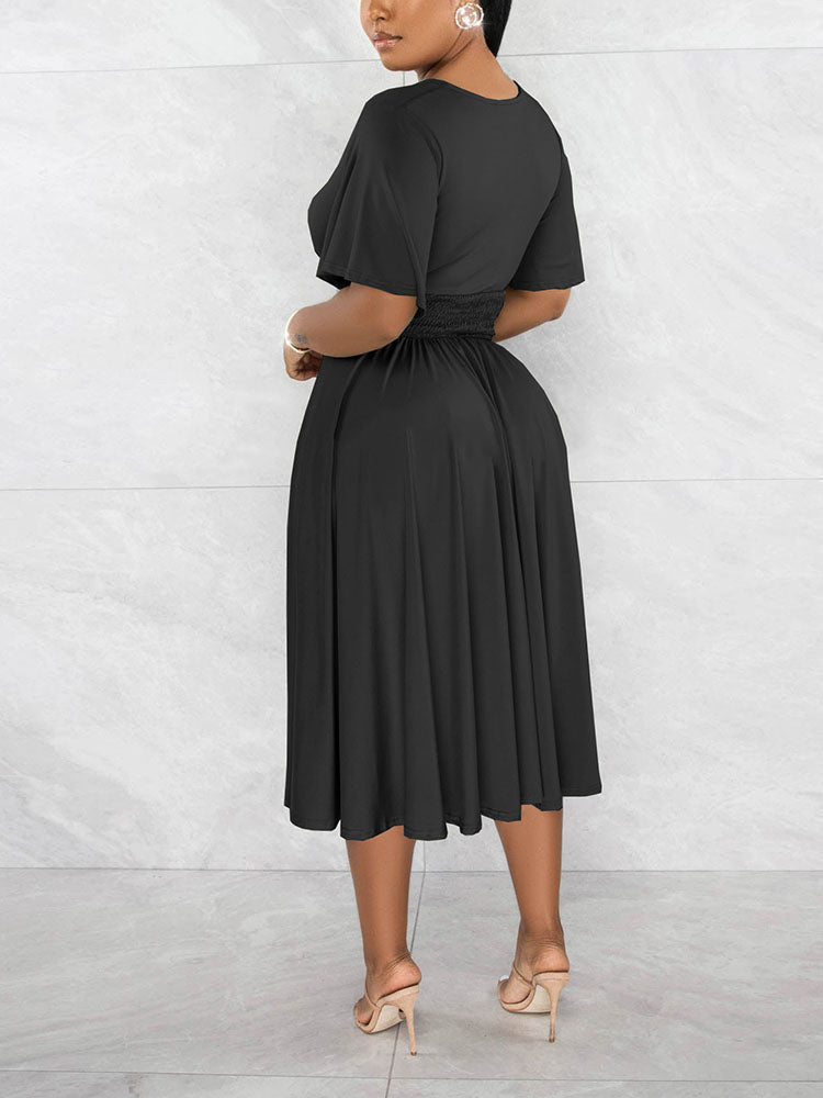 Green midi dress with V-neck and flutter sleeves - View 9 | Lwiis