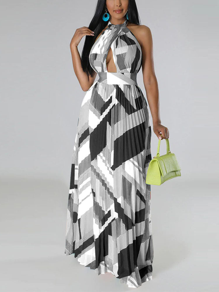 Halter neck pleated maxi dress with keyhole cutout - View 17 | Lwiis