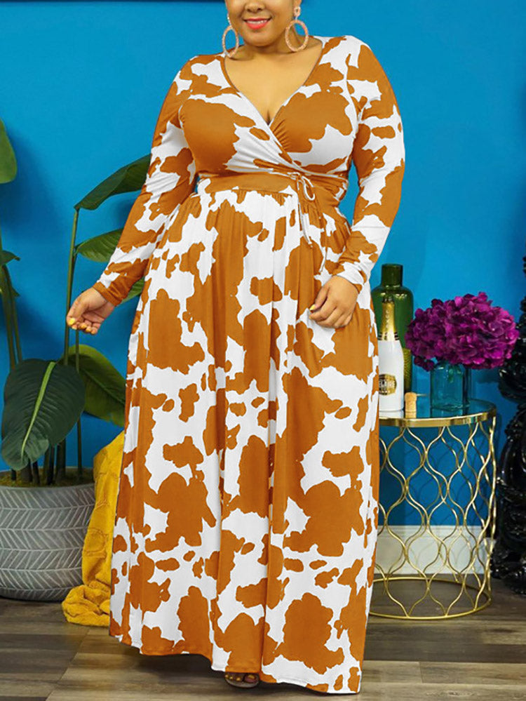 Cow Print Maxi Dress with V-Neck and Long Sleeves - View 13 | Lwiis