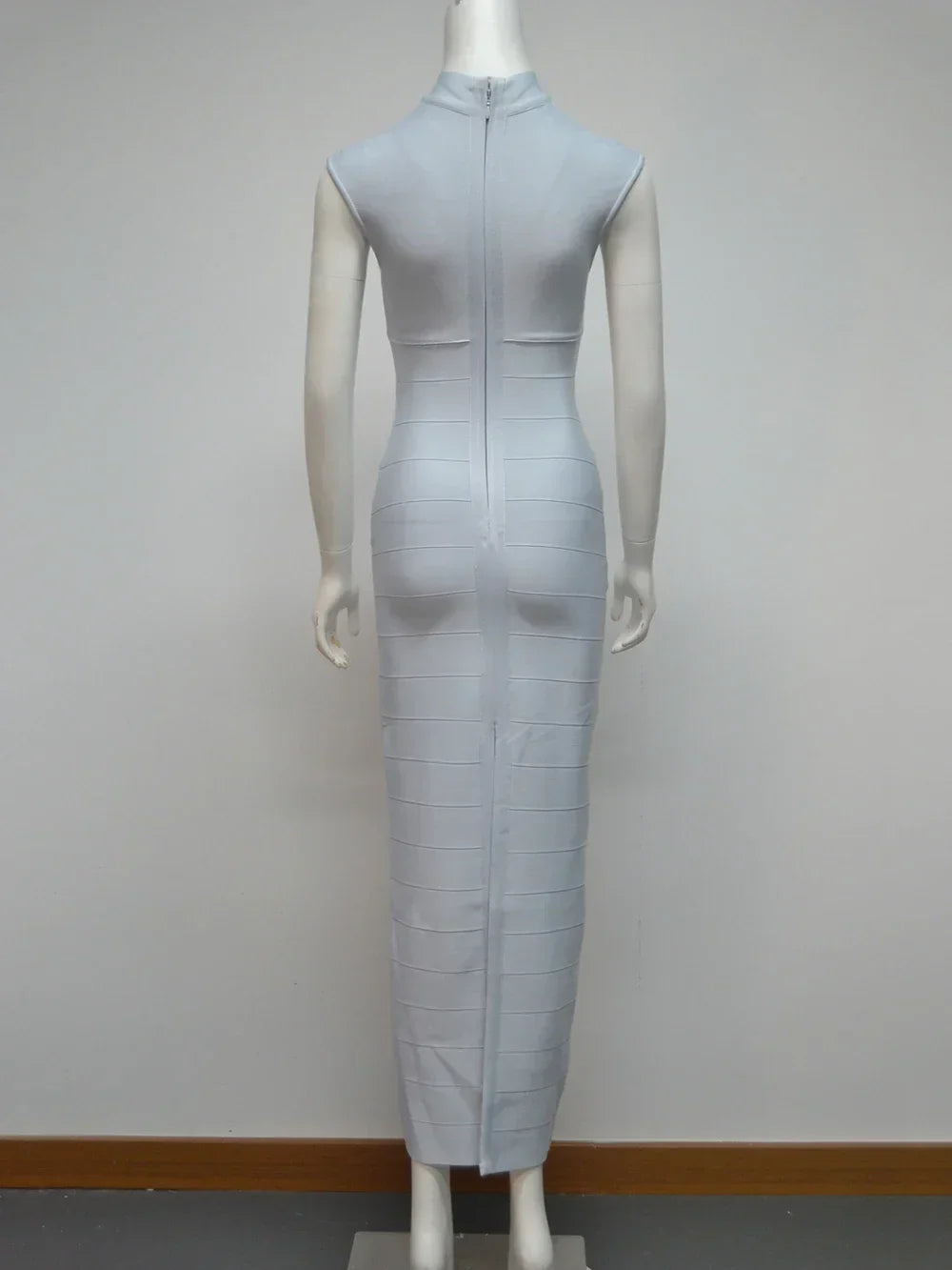 High neck knit maxi dress with ribbed texture - View 6 | Lwiis