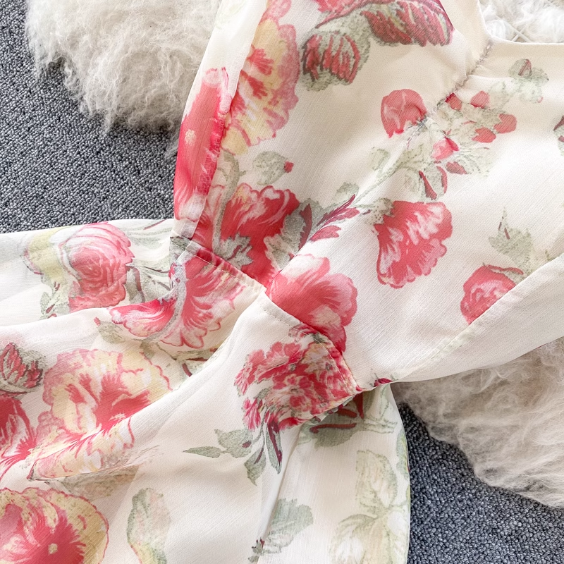 Floral print maxi dress with spaghetti straps - View 7 | Lwiis