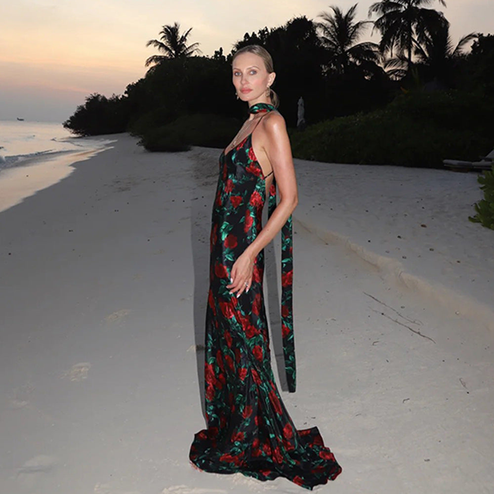Floral maxi dress with halter neckline - View 11 | Lwiis