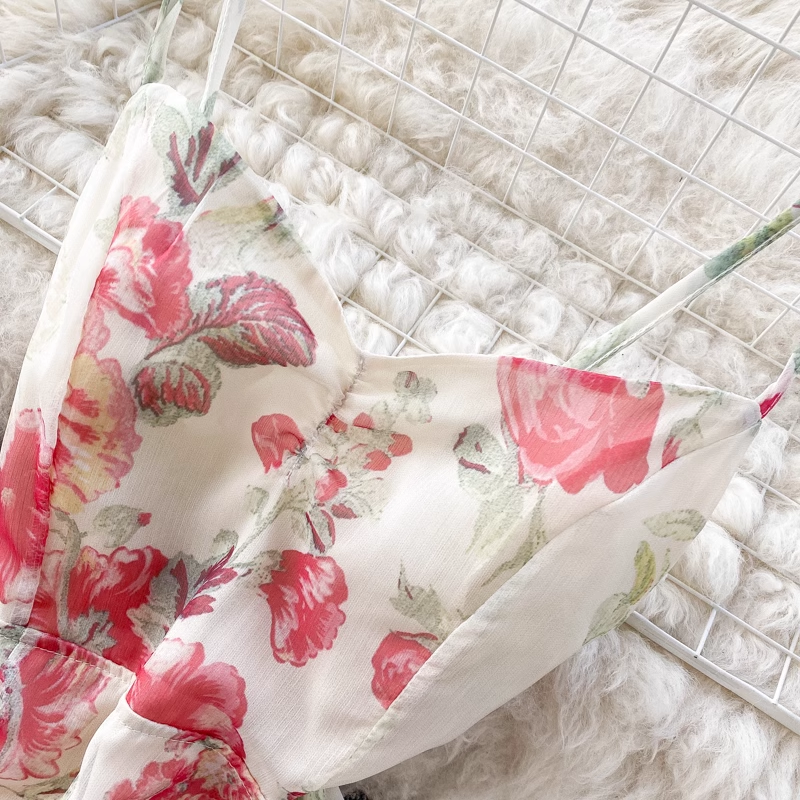 Floral print maxi dress with spaghetti straps - View 11 | Lwiis