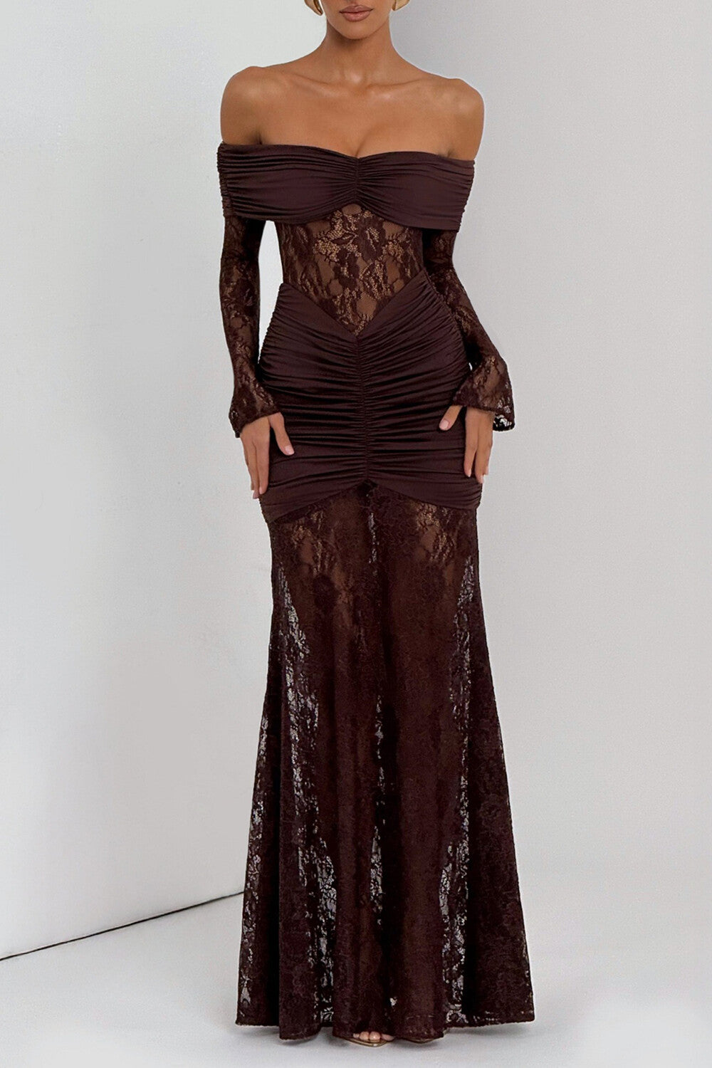 Off Shoulder Lace Patchwork Ruched Maxi Dress - View 11 | Lwiis